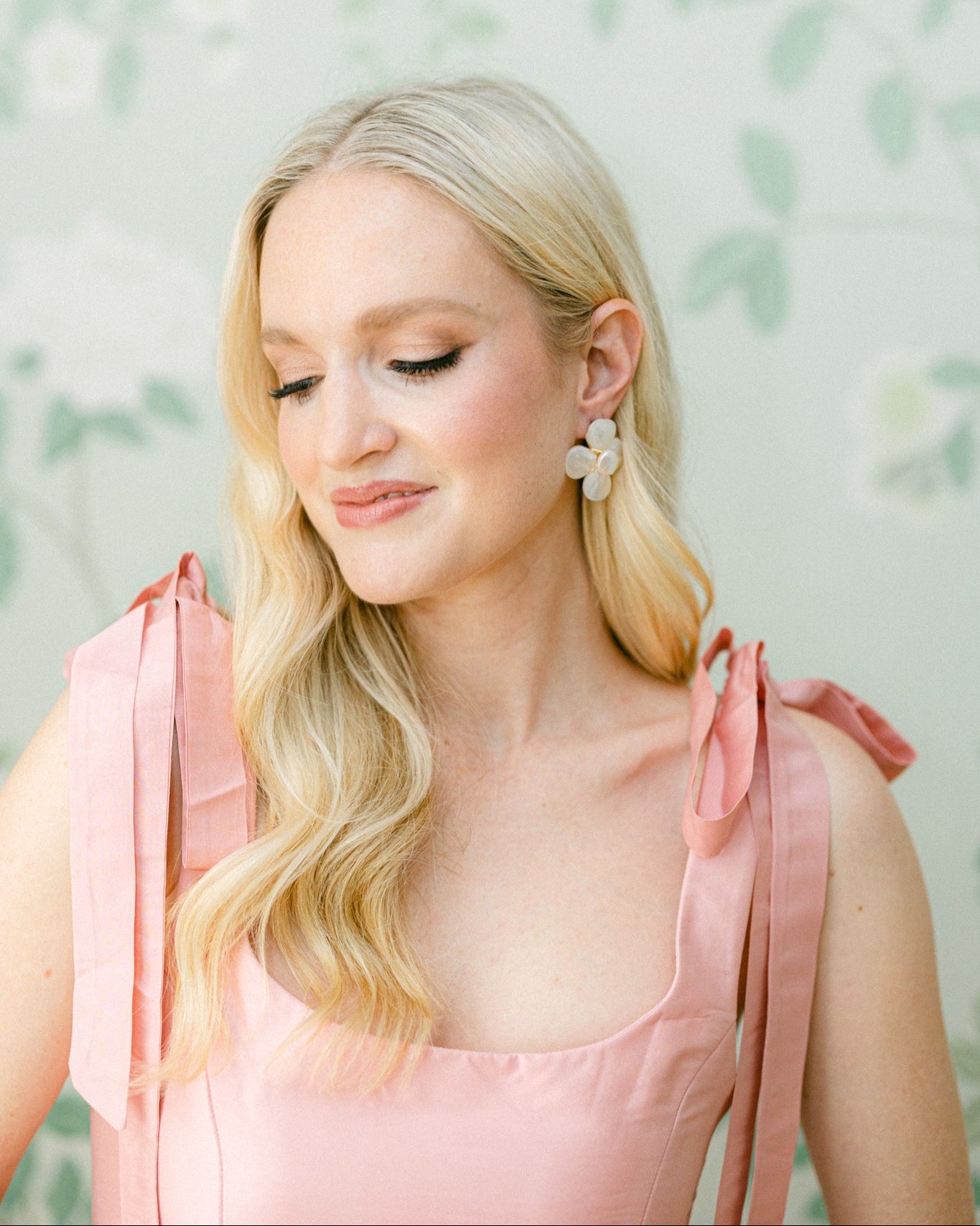The Katherine Earrings in Freshwater Pearl