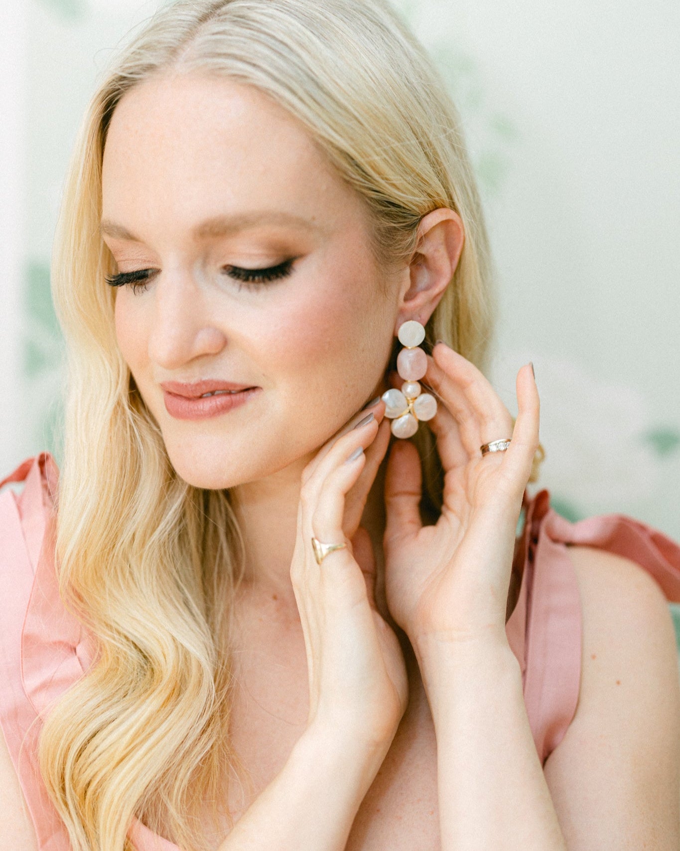 The Palmer Drop Earrings in Pink