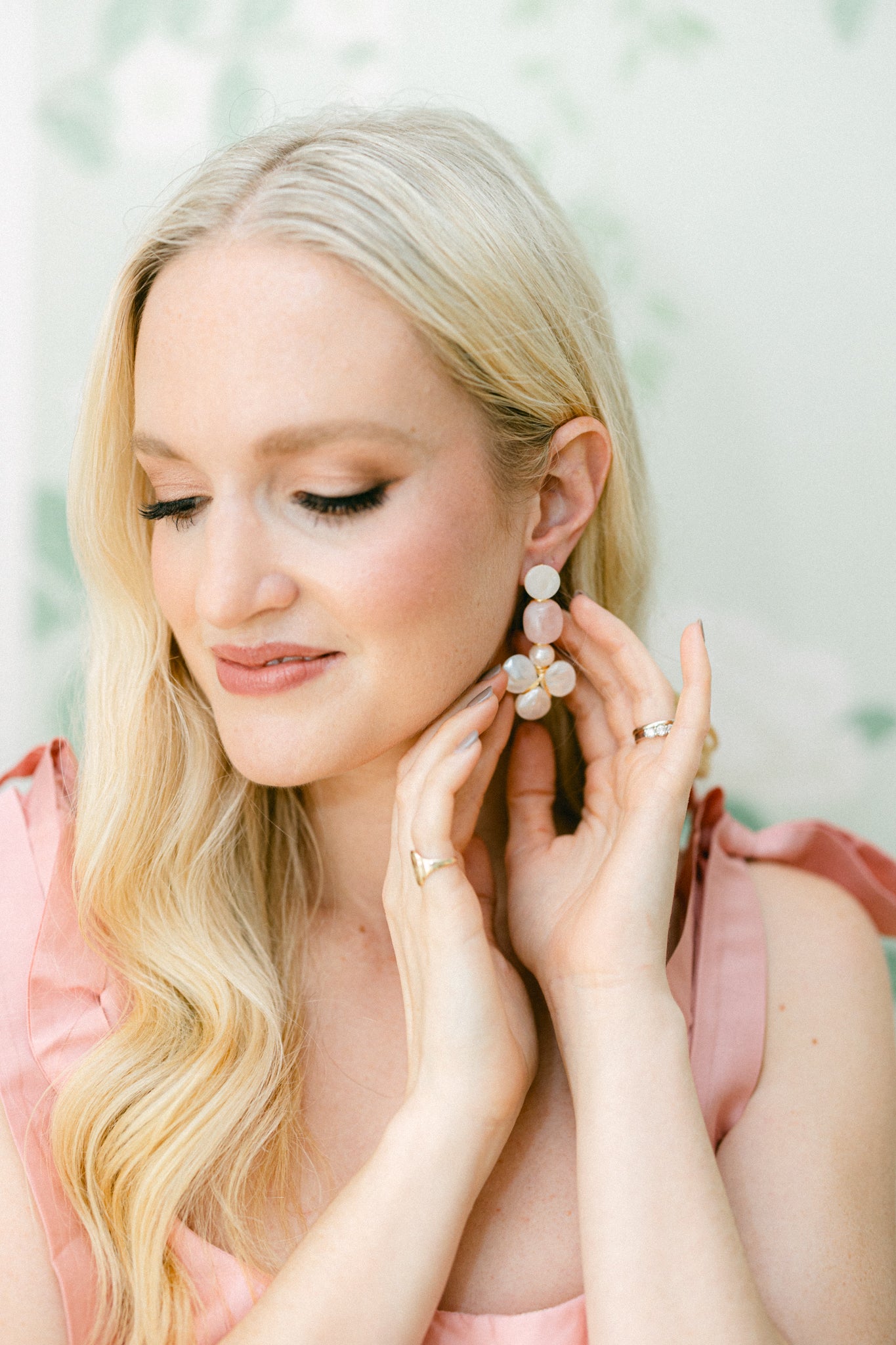 The Palmer Drop Earrings in Pink