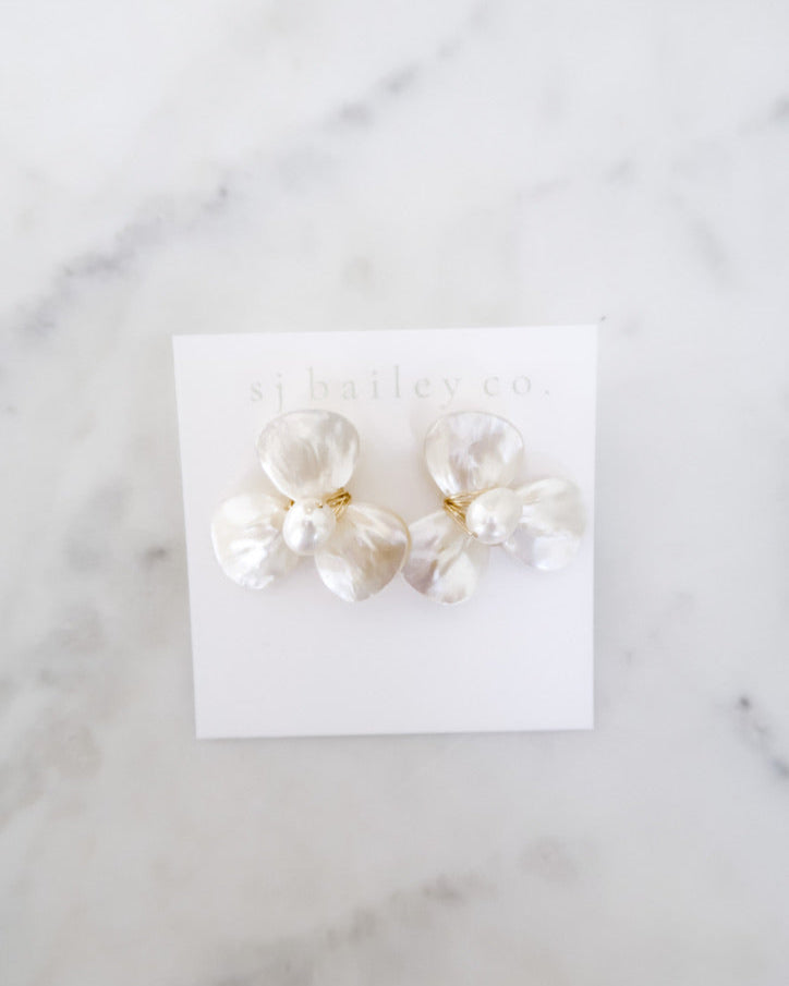 The Georgie Pearl Earrings