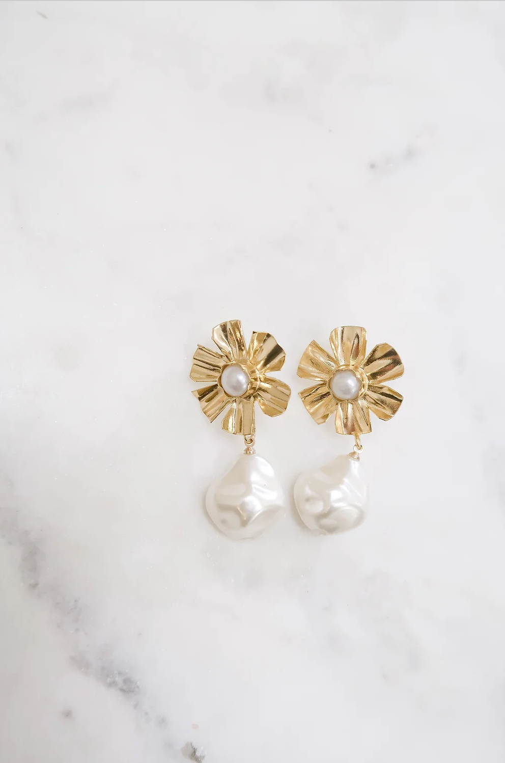 Brass Flower & Acrylic Pearl Pendant